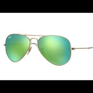 Green/Blue Flash Ray-Ban Aviators
